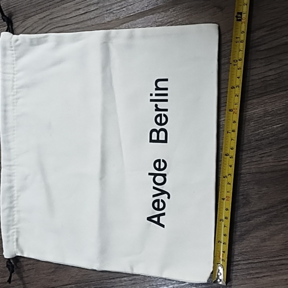 Cream Drawstring Travel Dust Bag - Picture 5 of 6